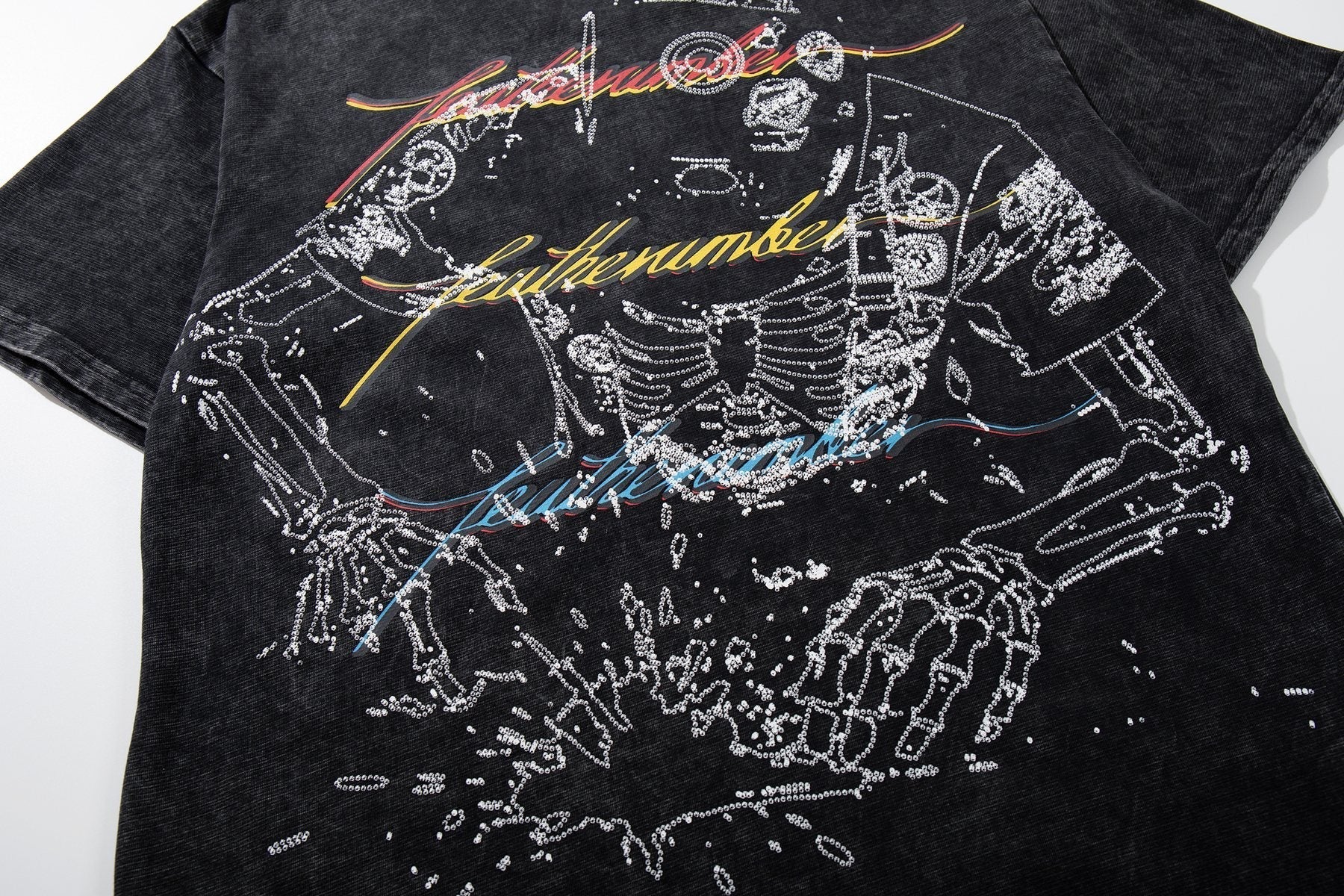 MAJESTIK Robot & Skeleton Graphic T-Shirt ¡ª detail